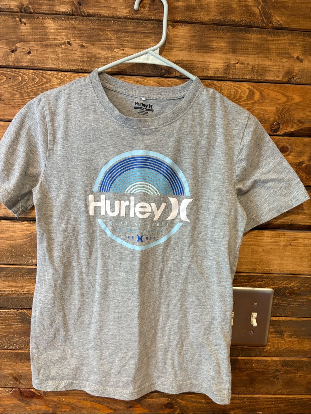 Hurley Boys Gray Graphic Logo T-Shirt size 14/16 large